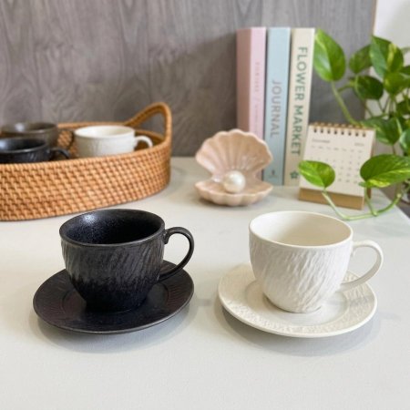 طقم فناجين قهوة وشاي بورسلان بملمس بارز